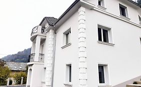 Villa Hillside Apartment